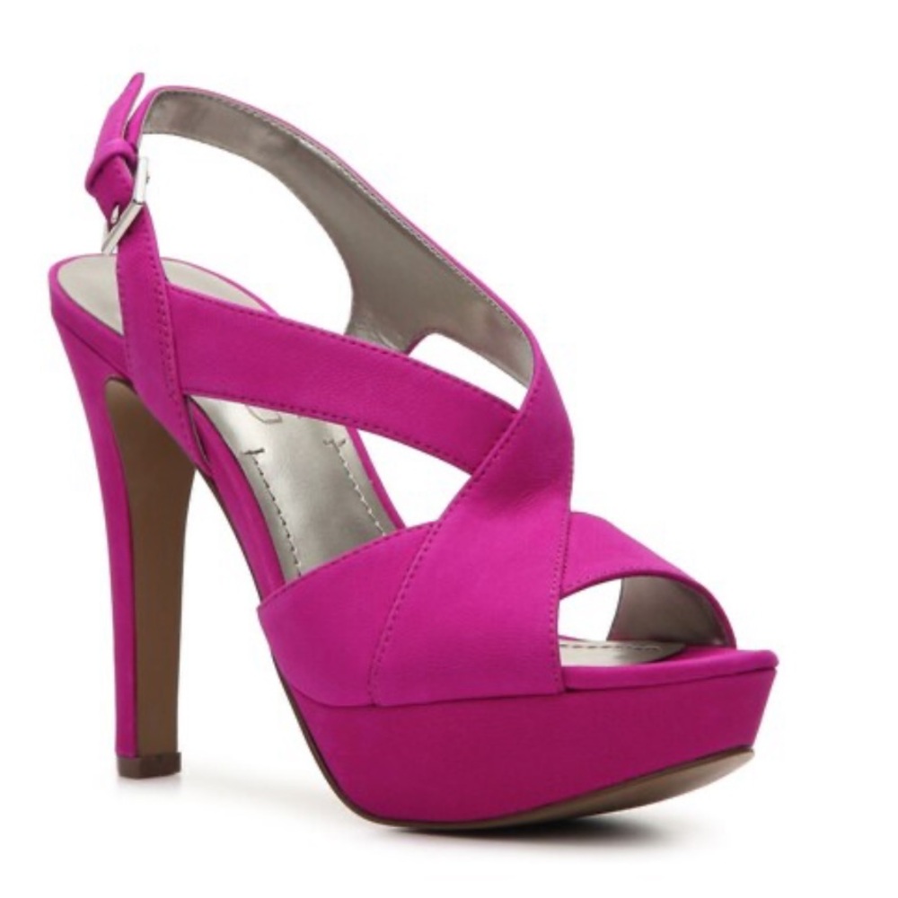NEW BCBG Paris Hasura Platform Heels Sandals in Magenta